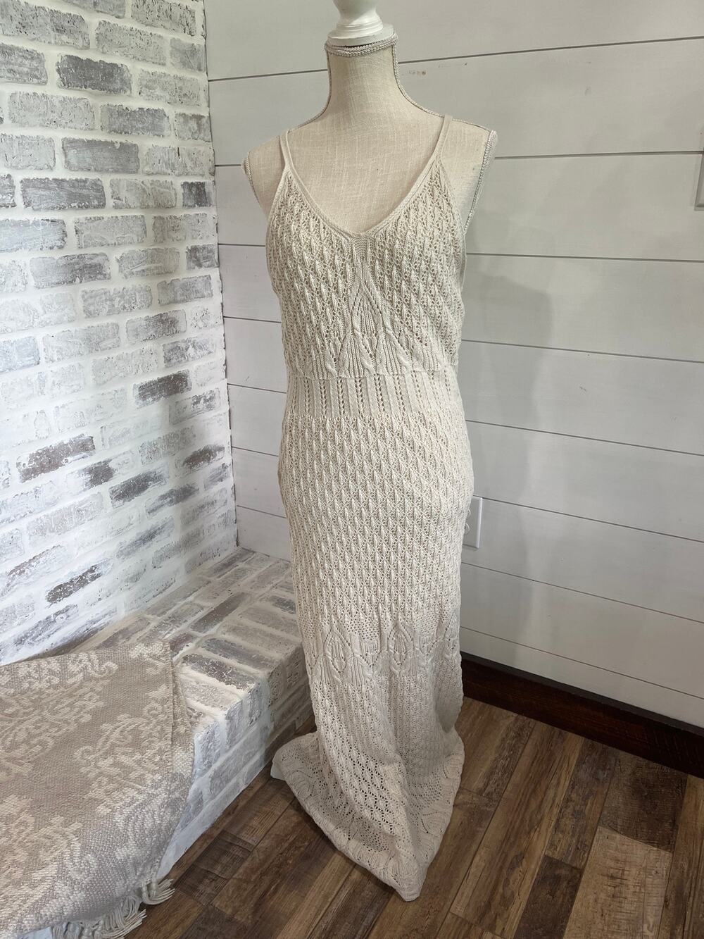 Freshman 1996 XL Crochet Knit Maxi Dress V-Neck Spaghetti Strap Lined Bohemia
